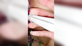 lấy ống tiêm bơm thăgr tinh trùng vào tử cung em phần 2