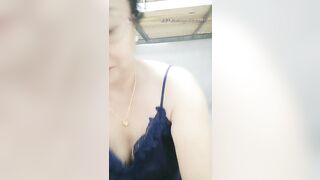 2 mẹ con china