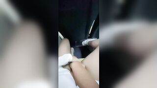 Gái dâm thủ dâm trên xe khách cạnh trai đang ngủ