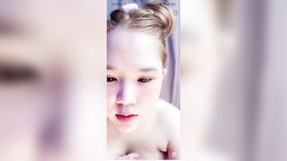 Khuya rồi mở liveshow 🦋 thôi