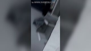 Vừa phê vừa không dám rên khi đang điện thoại cho bố