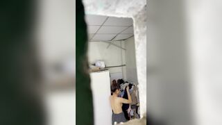 Quay lén e sinh viên Kim Huệ 2k5 Quảng Nam thay đồ đi làm quán nhậu