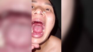 Vợ yêu nghiện bú cặc