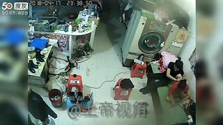 Loạn luân lộ cảnh con rể địt mẹ vợ