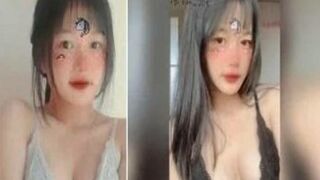 Tik Toker Nguyễn Thị Thảo 2ka8 mông tròn nhún khỏe