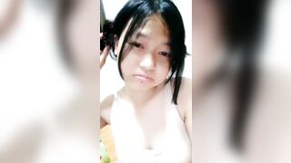 Có em người yêu vừa dâm vừa múp, vừa quay video vừa sợ bị phát hiện