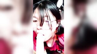 Em gái dân tộc thủ dâm sợ mẹ phát hiện - Phần 4