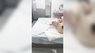 Em hàng bị trói lại địt bắn nước P1