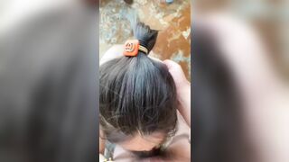 Bắt MBBG bú cu khoả thân trong quán nước ko ngại người lạ