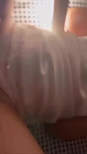 Dụ được em k9