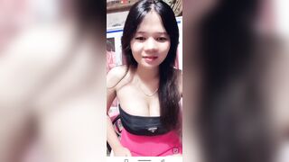 siêu phẩm em gái 2k8 thôn quê lần đầu live app ngại ngùng show bướm