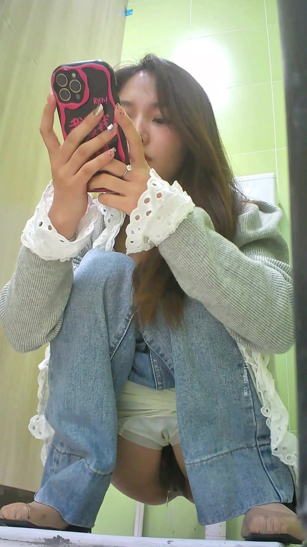 Toilet VN 2