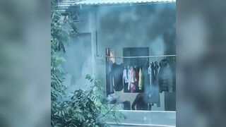 Quay lén bé *** gần nhà, mới *** mà đã mặc sịp rồi chim còn chưa mọc lông mặc quầ