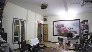 Hackcam Lộ clip Camera em hot Tiktoker không mặc gì khi ở nhà