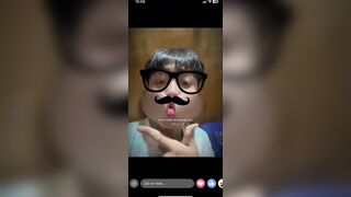 chàng trai đang sục bị mẹ phát hiện và cái kết