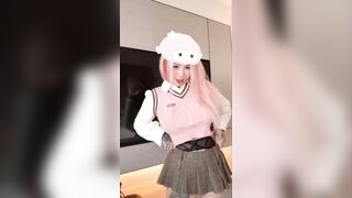Nhảy nude tiếp nè
