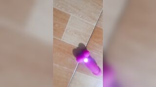 Đồ chơi người lớn