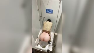 Ql trong nhà hàng tiệc cưới