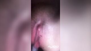Lồn hồng bị chó địt tinh chảy thành dòng