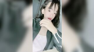 em gái quay tiktok nude p2