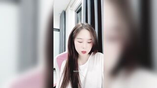 Clip Sex Yylive Khoá Phòng Show Vú Cùng Gái Xinh