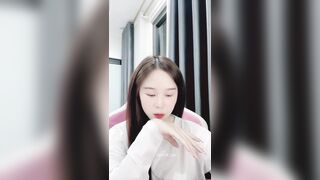 Clip Sex Yylive Khoá Phòng Show Vú Cùng Gái Xinh
