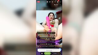 Chi gai nứng lon 2