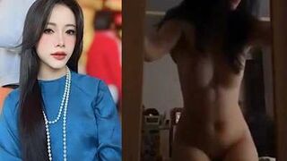 Clip Sex Bé Quincy Hot Face Xả Đồ Lúc Phê Chỉ Biết Đưa Mông Cho Nhún