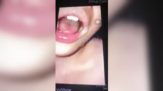 Nhìn bé này giống Linh Miu Vkl nhưng ko biết, Leak video này cho ae thủ