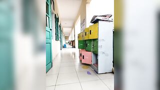 Cô giáo mầm non show hàng 14