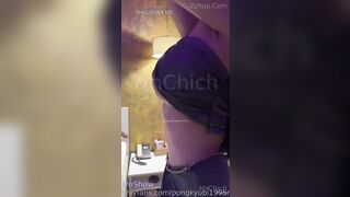 Leak clip e PongKyubu thủ dâm nứng lồn nước bắn tung toé trong karaoke