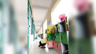 Cô giáo mầm non show hàng 16