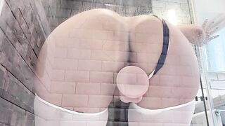 E mình dây nhấp toy ở nhà tắm công cộng bao nhiêu người nhìn bắn nước nhìu