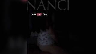 Em cưỡi ngựa giỏi hông anh