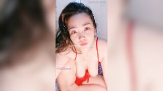 MBBG chuppy thủ dâm vú to, Vừa móc vừa tâm sự chuyện thg chồng YSL