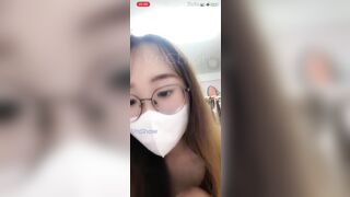 Chs trần e nữ sinh đại học HUCE, Lồn không lông nhiều nước xuất trong đủ combo