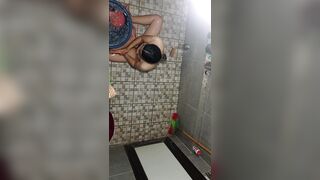 Quay lén Mợ tắm🤤🤤🤤