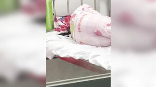 Mới địt em gái có đêm mà sáng em nằm viện