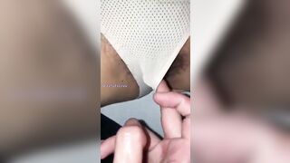 Lén nghịch loz bà chị say rượu, Mở quần ra có tinh chắc bị ai địt ở quán bar r