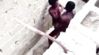 Tình dục lén lút của những người da màu