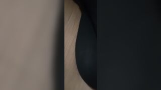 Em họ múp mặc legging