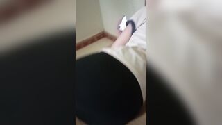 Em họ múp mặc legging