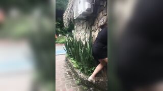 Thanh niên ngoại tình bị con vợ úp sọt bắt được đăng rần rần facebook sáng giờ
