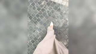 Em Gái Live Show Hàng - Thủ Dâm Nơi Công Cộng Phần 2