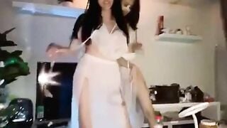 2 e miền tây nhậu say sỉn thể là nhảy khiêu dâm luôn trên bàn nhậu siêu nứng