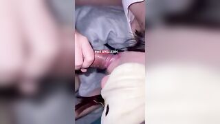 Bắt em người yêu ăn kẹo mát để bú cu cho sướng