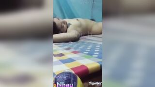 Chút thuốc cô bạn, 2 thg chỉ dám vét máng chứ ko dám địt sợ nó tỉnh