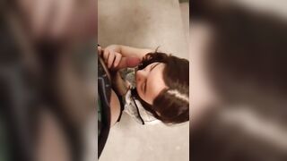 Đưa bạn thân về được nó bú cu