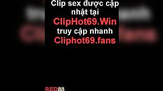 Đang ngủ cũng địt
