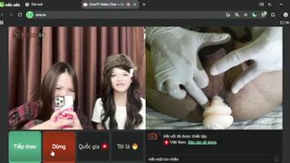 Ometv thủ dâm cho 2 em teen xinh đẹp bằng âm đạo giả